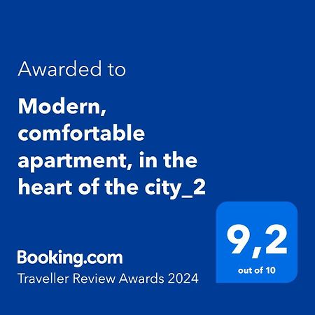 Modern, Comfortable Apartment, In The Heart Of The City_2 Larissa Luaran gambar