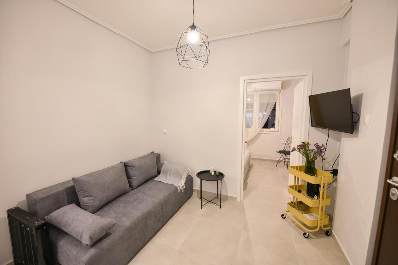 Modern, Comfortable Apartment, In The Heart Of The City_2 Larissa Luaran gambar