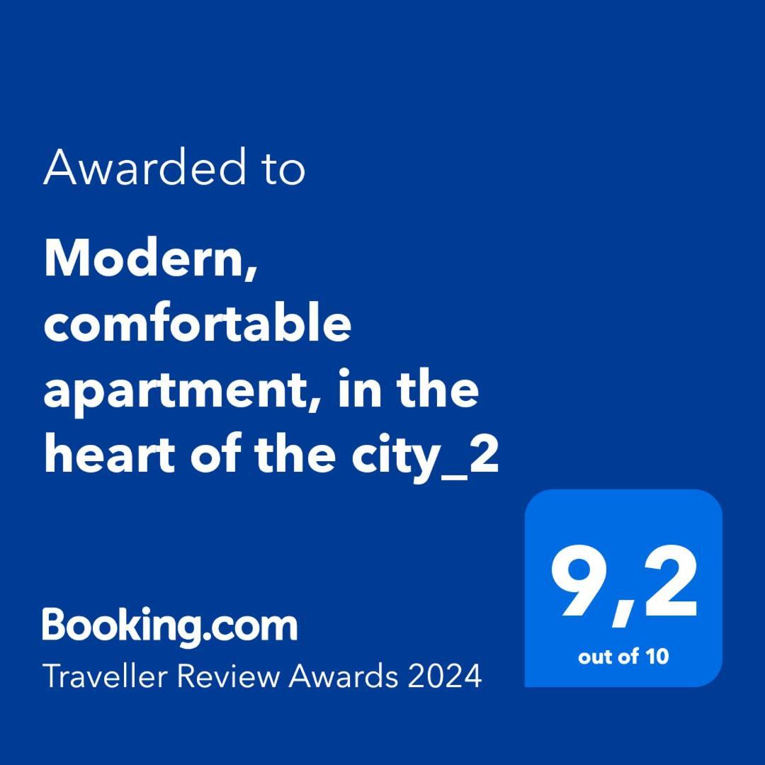 Modern, Comfortable Apartment, In The Heart Of The City_2 Larissa Luaran gambar